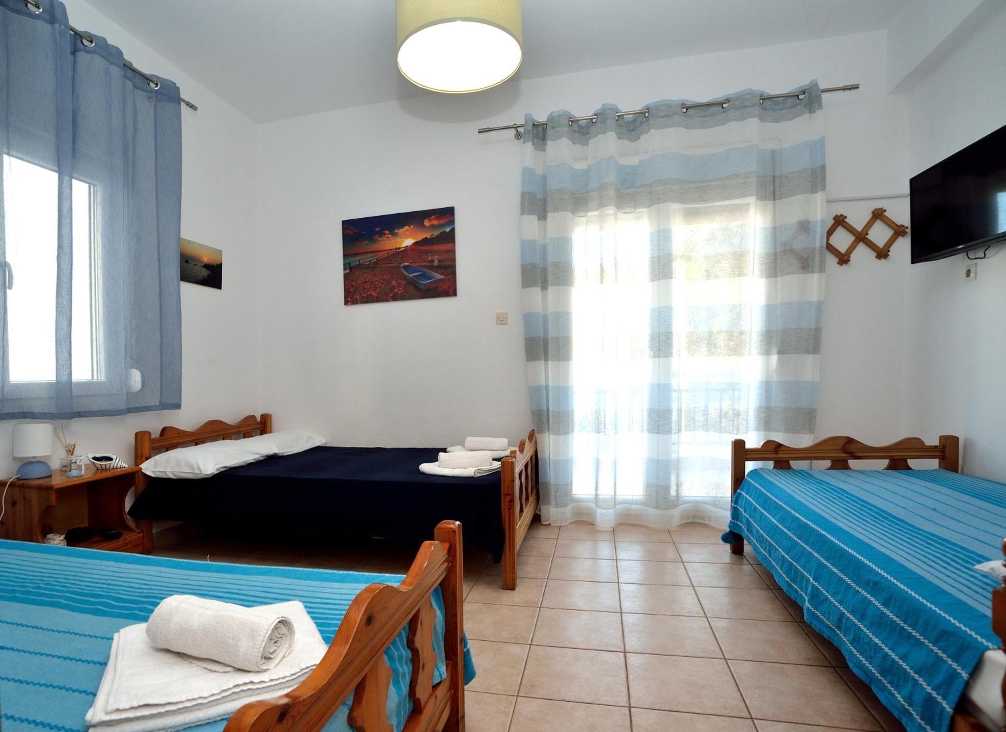 Maria Konstantinidis Apartments Nea Poteidaia Exterior foto